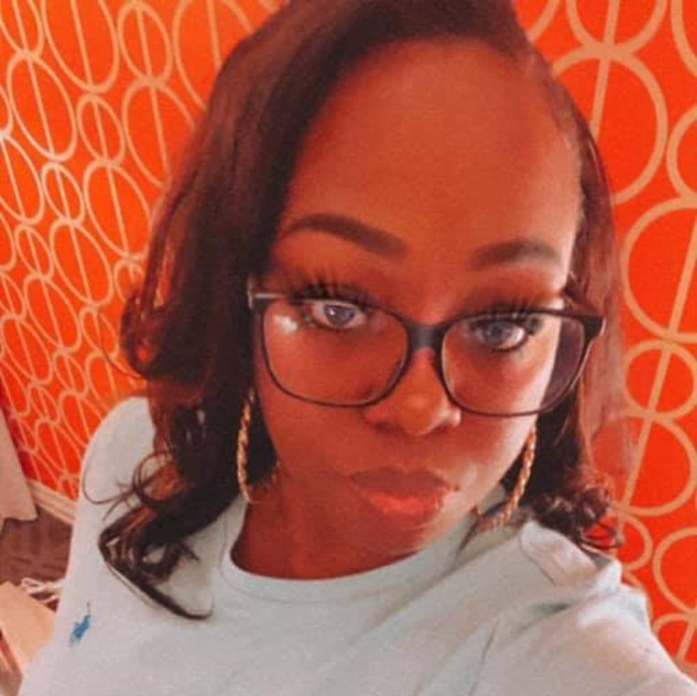 Meet your Posher, Mikita